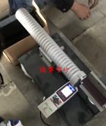 寧波某客戶為合金鋼螺栓和鑲件，風力發(fā)電葉片襯套定制的專用噴砂